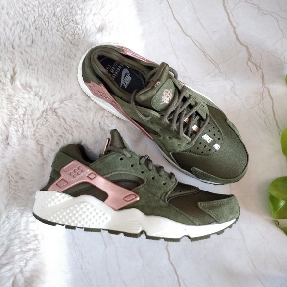 🔥𝐒𝐎𝐋𝐃 𝐎𝐔𝐓🔥 - Picture 2 of 11